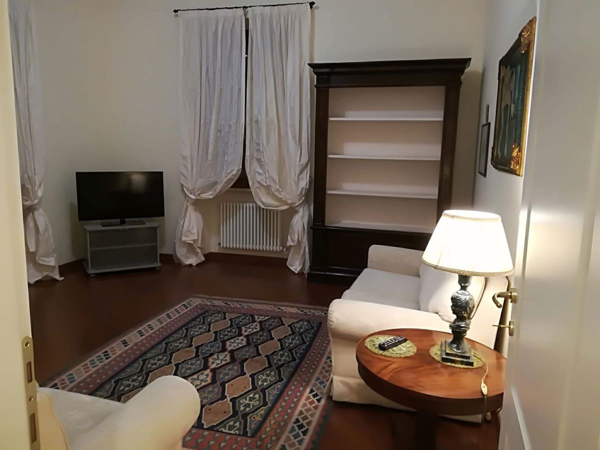 Foto 8 di 31 - Appartamento in affitto a Terni
