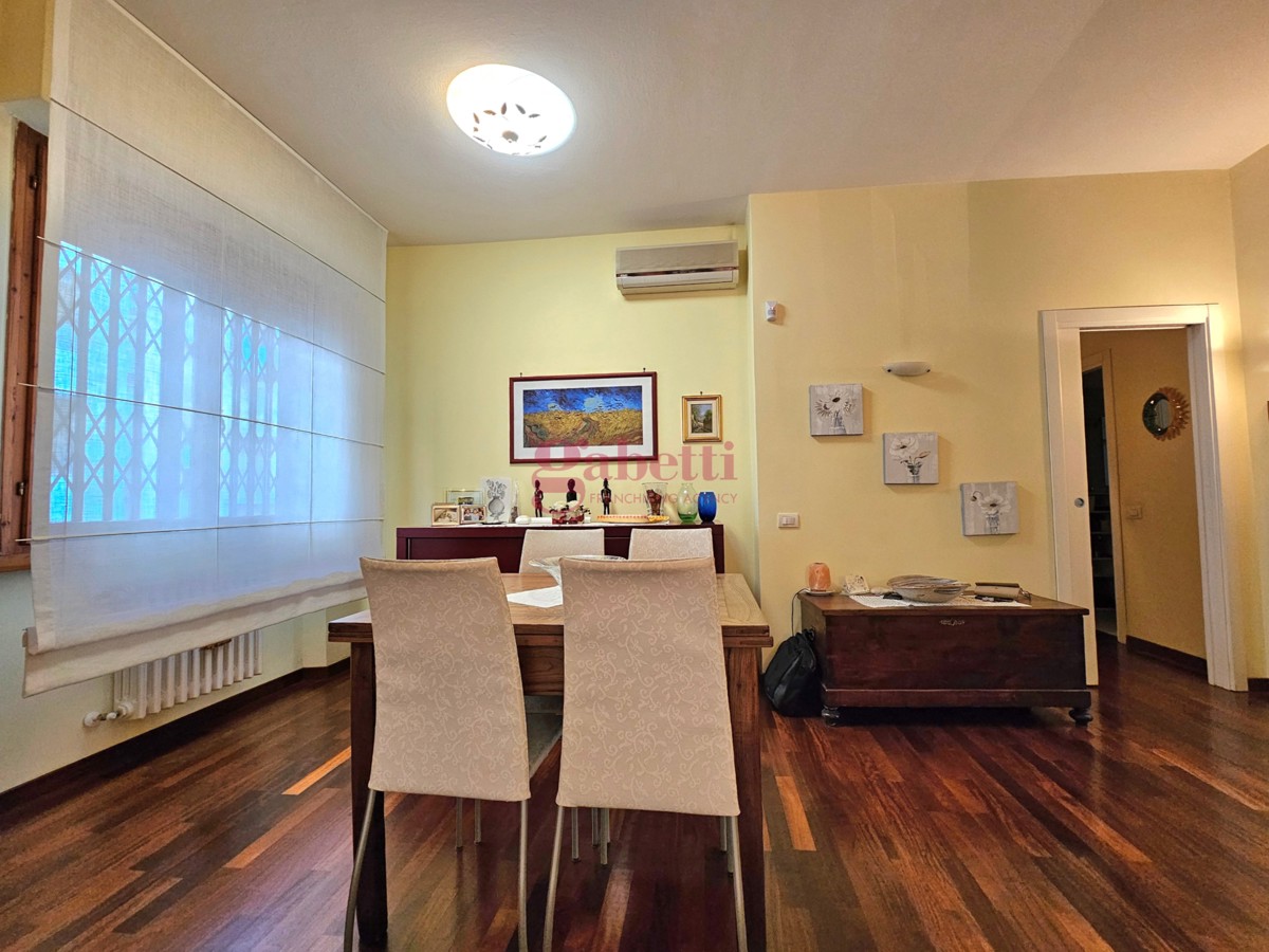 Foto 15 di 34 - Appartamento in vendita a Firenze