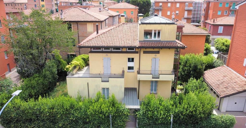 Villa in vendita a Bologna (BO)