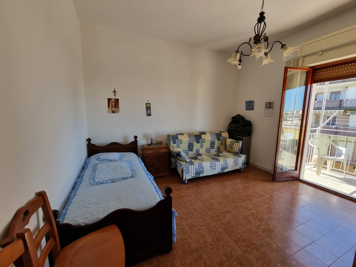 Foto 10 di 15 - Appartamento in vendita a Taranto