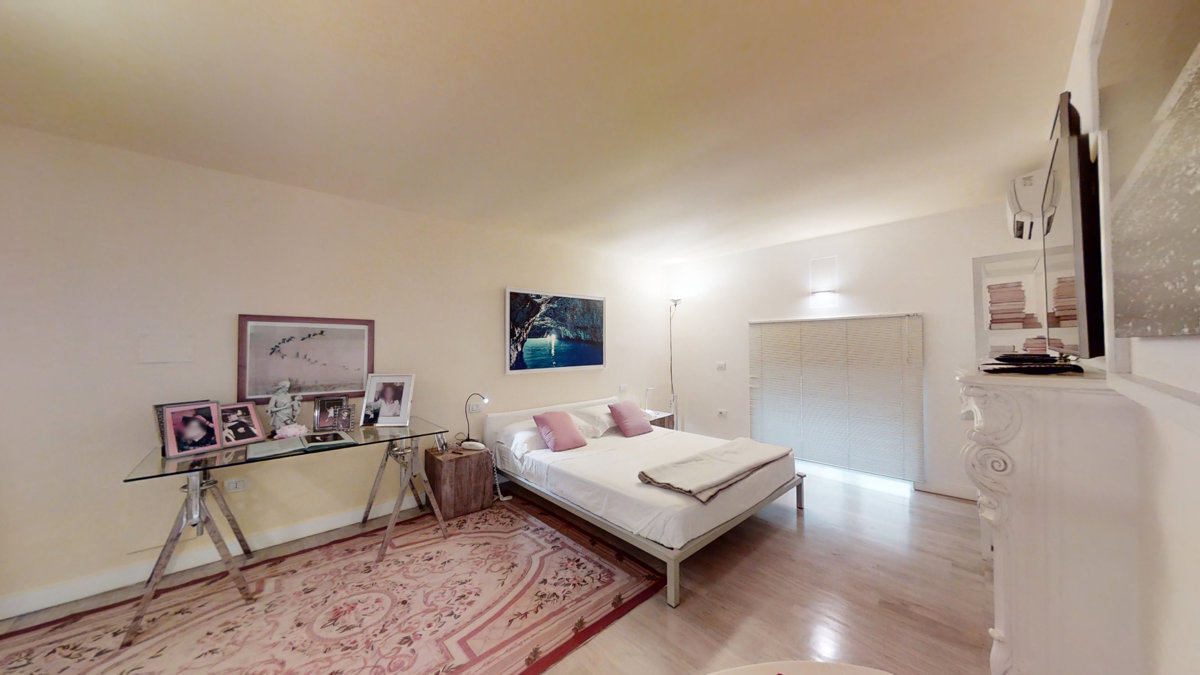 Foto 17 di 38 - Appartamento in vendita a Napoli