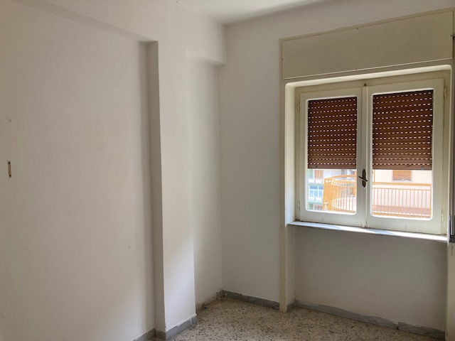 Foto 10 di 15 - Appartamento in vendita a Battipaglia