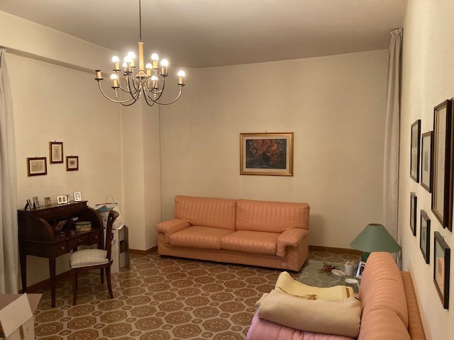 Foto 3 di 13 - Appartamento in vendita a Battipaglia