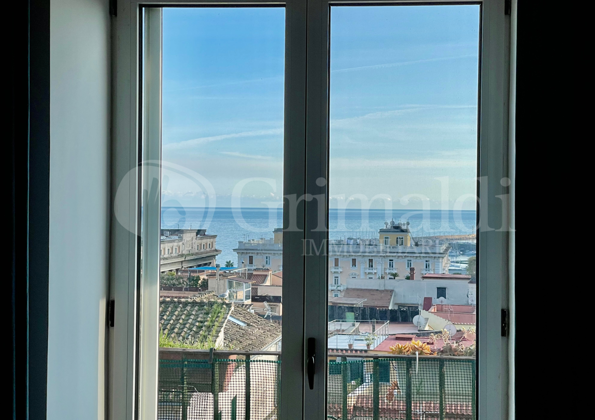 Foto 16 di 27 - Appartamento in vendita a Salerno