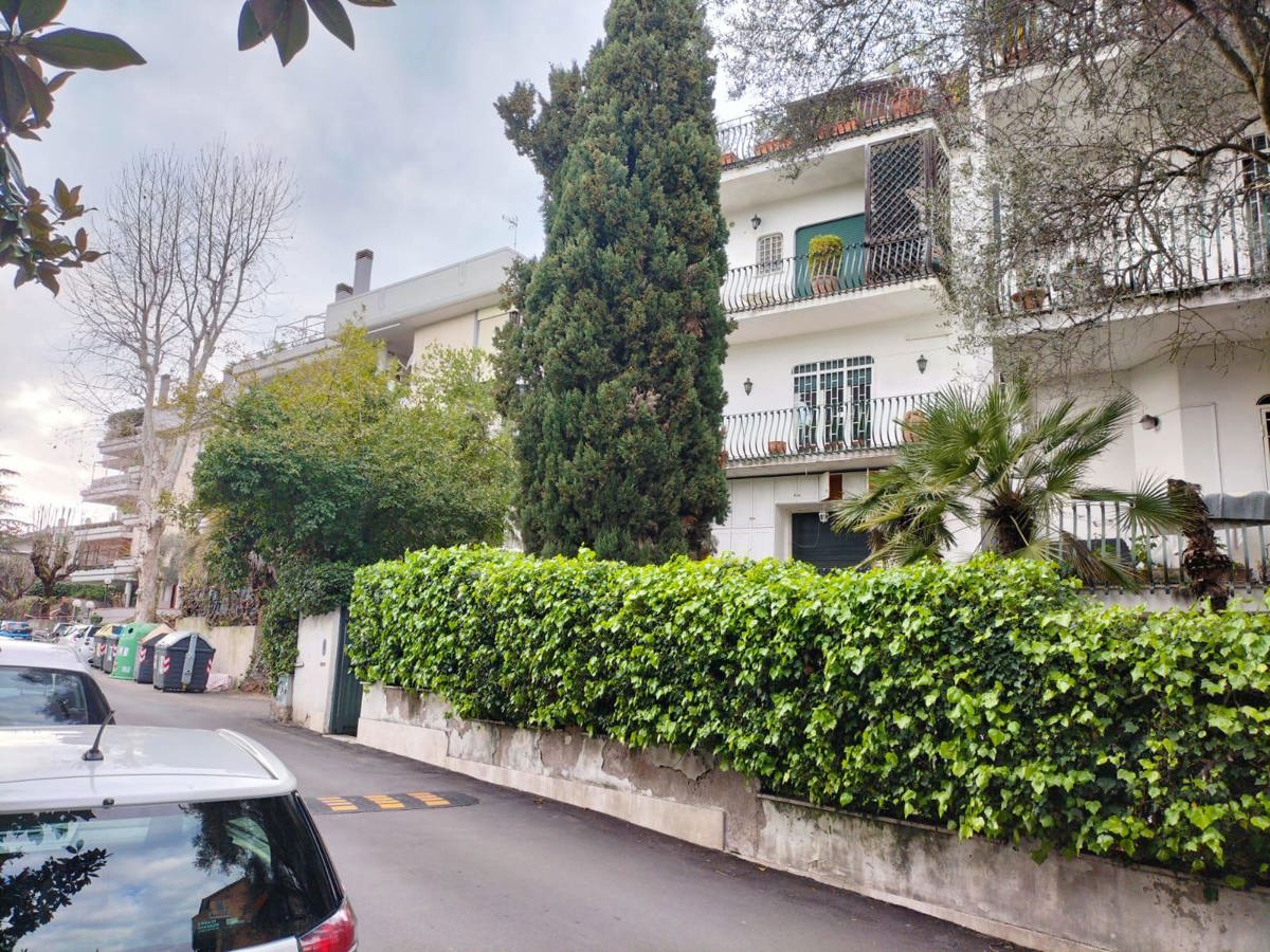Foto 2 di 51 - Appartamento in vendita a Roma