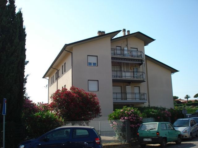 Foto 2 di 16 - Appartamento in vendita a Aprilia