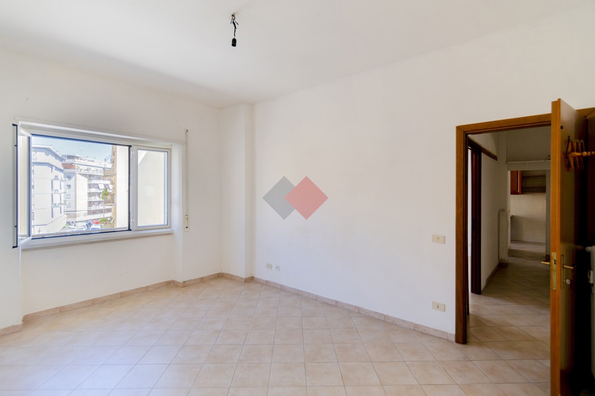 Foto 1 di 32 - Appartamento in vendita a Roma
