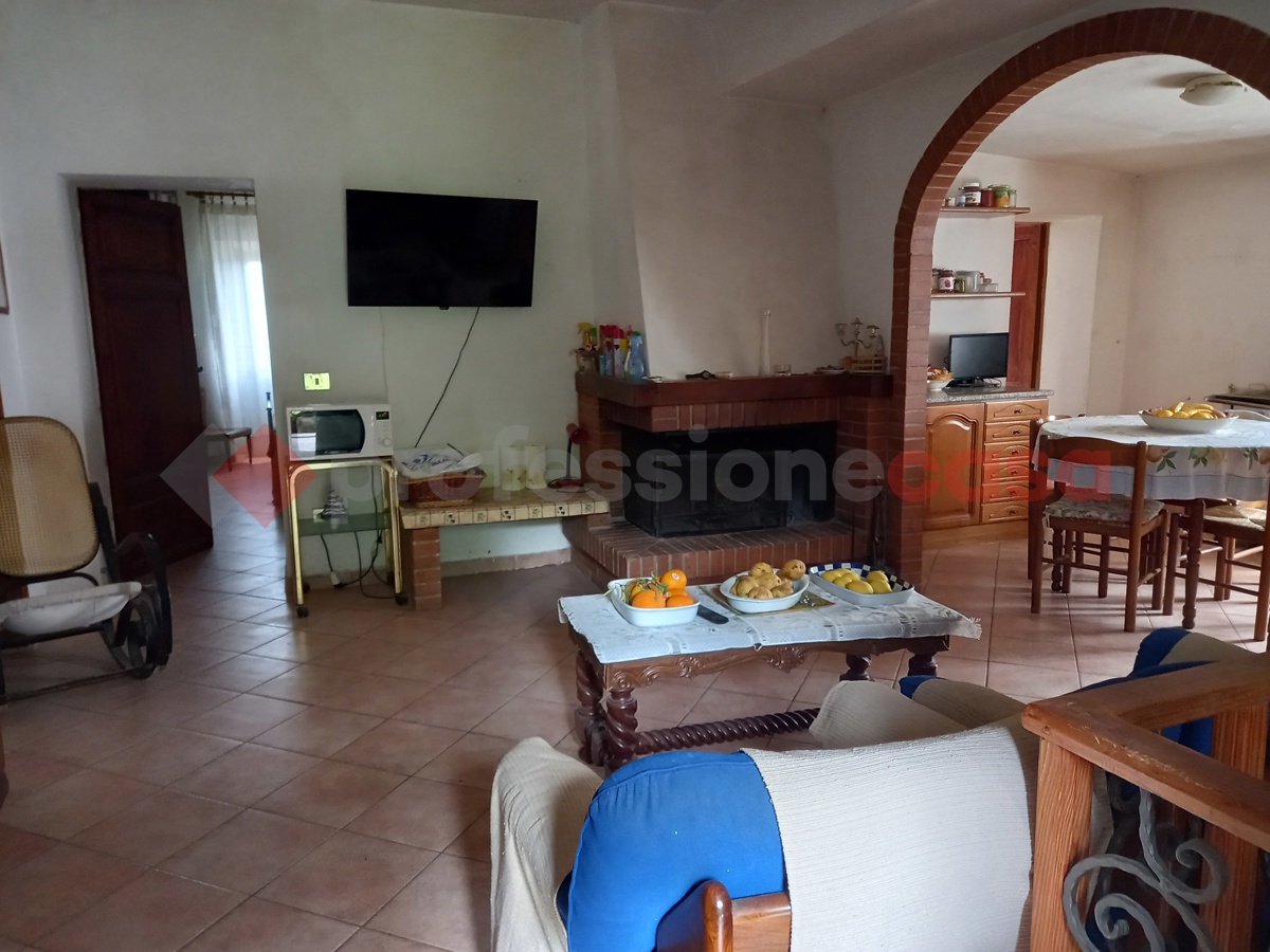Foto 28 di 47 - Appartamento in vendita a Montecatini Val di Cecina