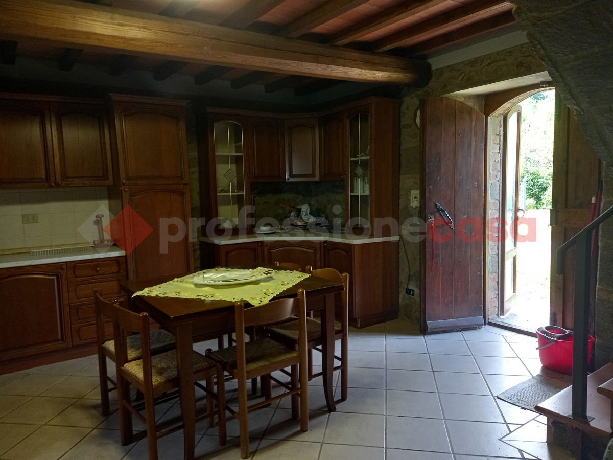 Foto 8 di 47 - Appartamento in vendita a Montecatini Val di Cecina
