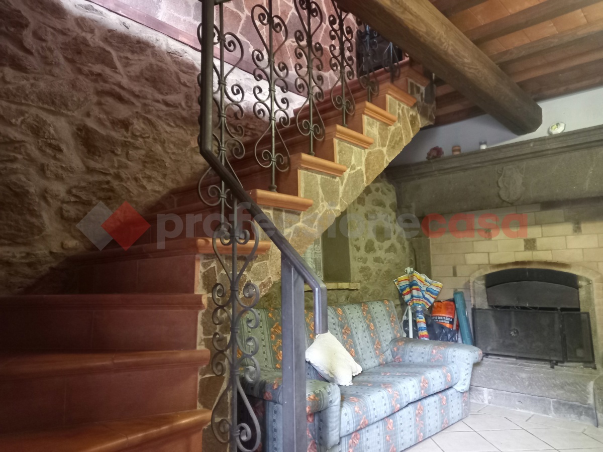 Foto 13 di 47 - Appartamento in vendita a Montecatini Val di Cecina
