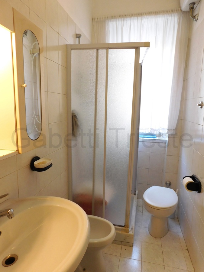 Foto 8 di 9 - Appartamento in vendita a Trieste