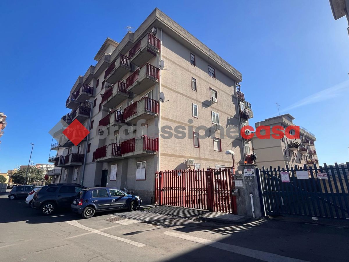 Foto 29 di 37 - Appartamento in vendita a Catania