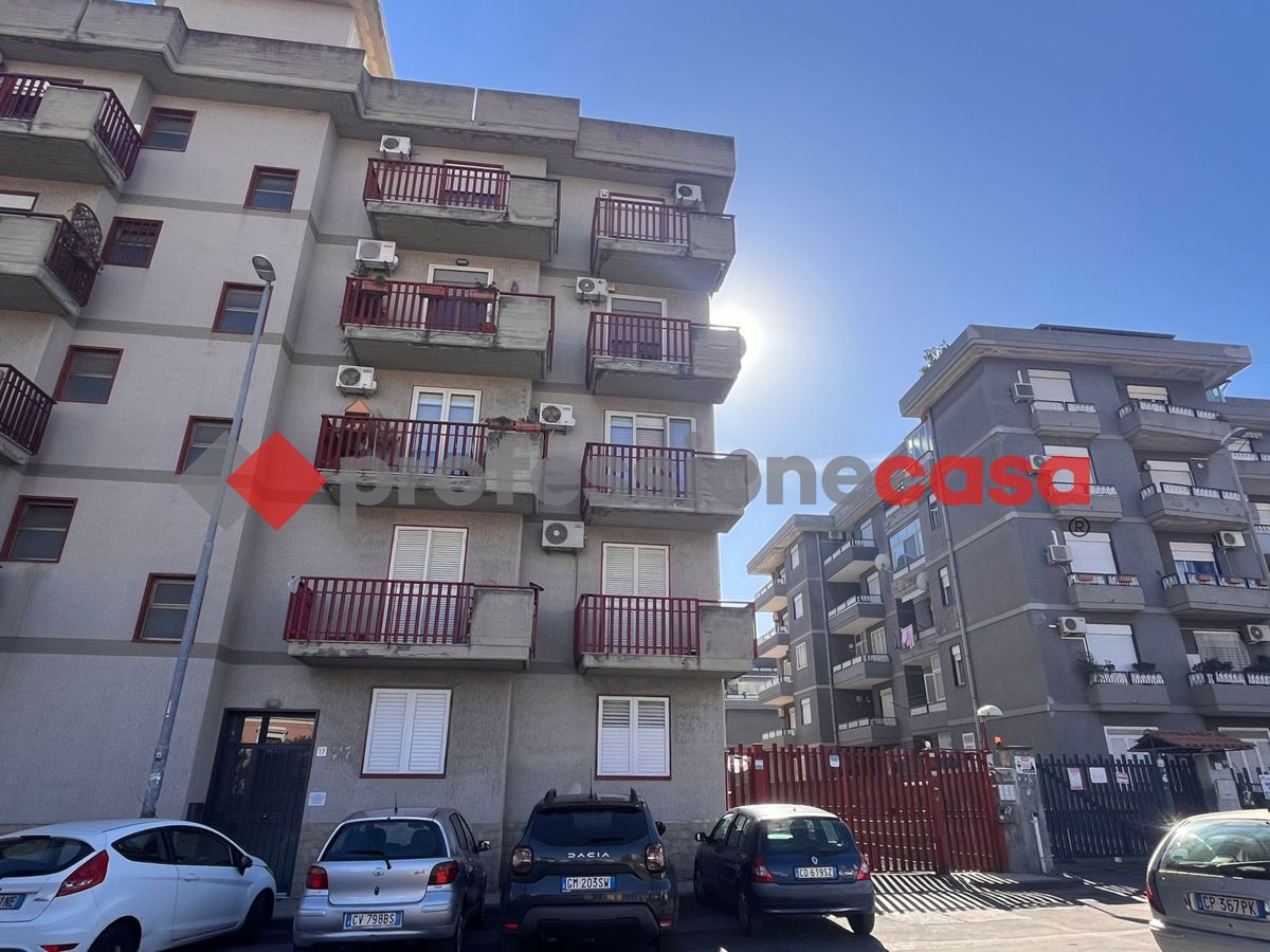 Foto 34 di 37 - Appartamento in vendita a Catania