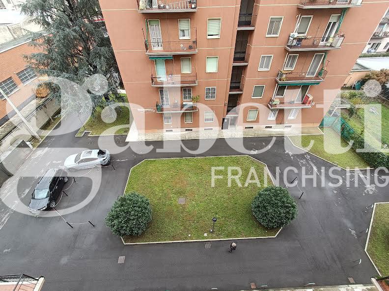 Foto 24 di 30 - Appartamento in vendita a Sesto San Giovanni
