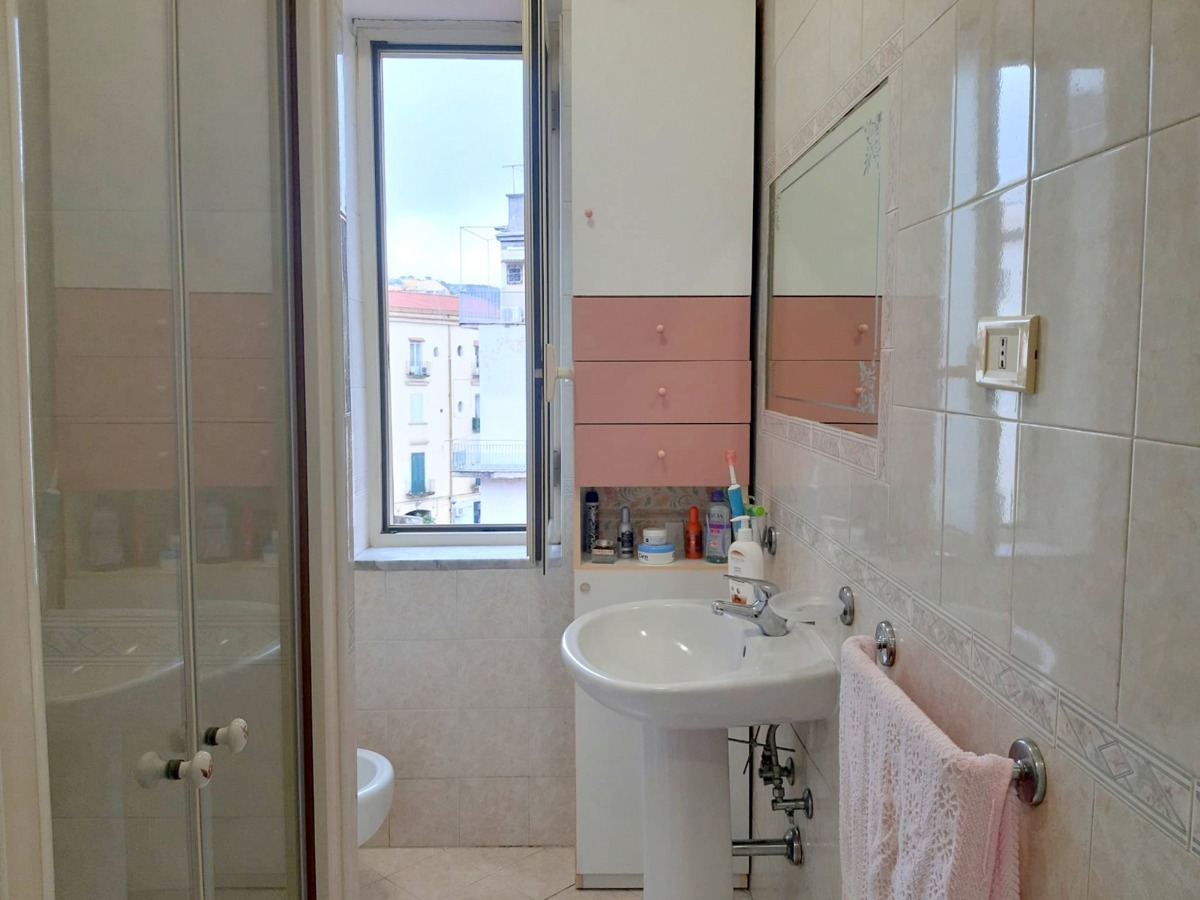 Foto 10 di 14 - Appartamento in vendita a Napoli