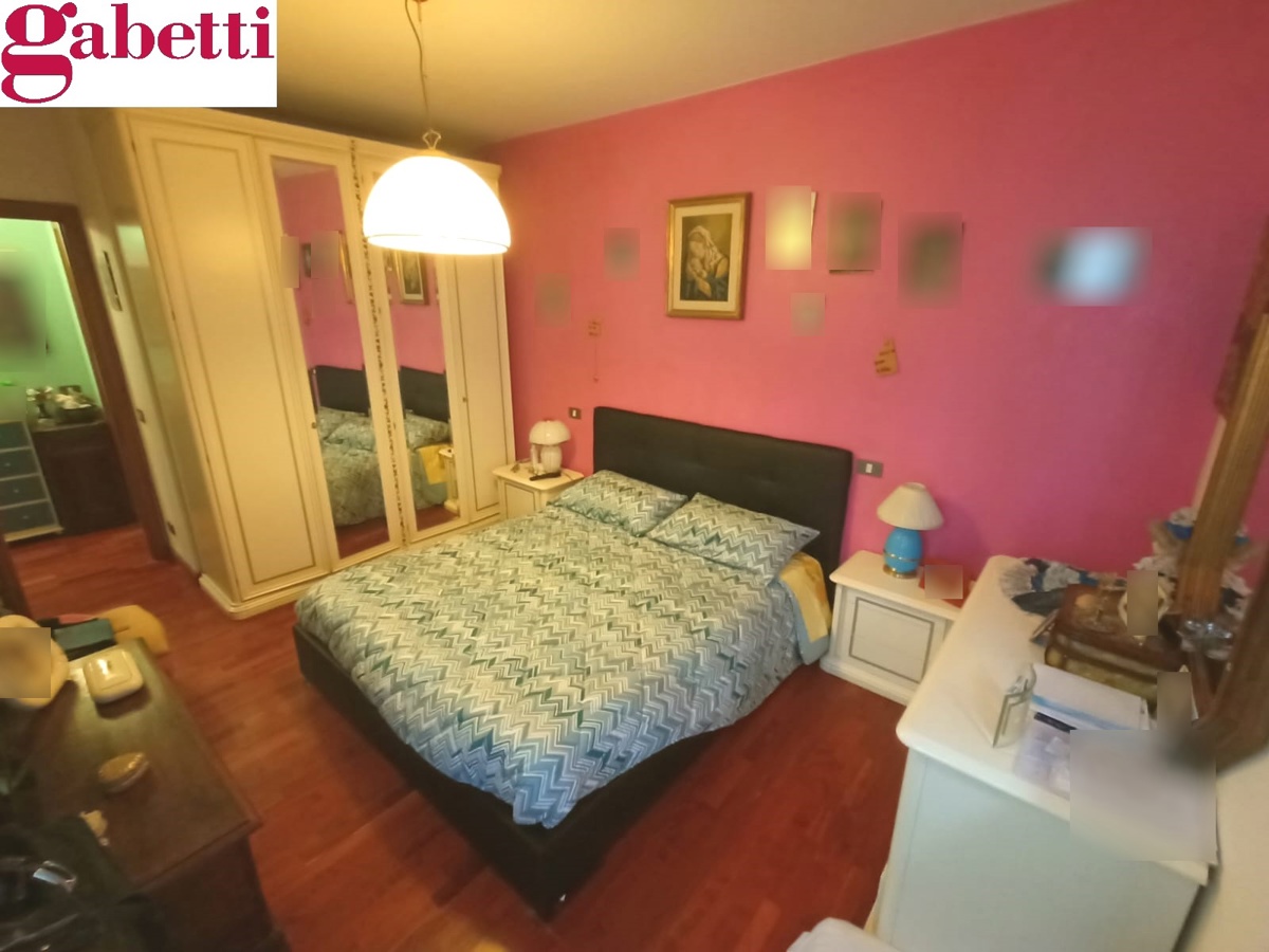 Foto 2 di 28 - Appartamento in vendita a Siena