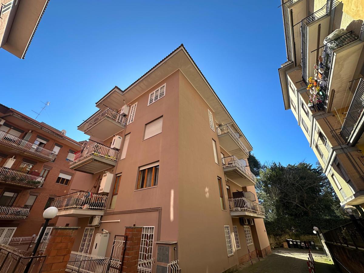Foto 2 di 14 - Appartamento in vendita a Ariccia