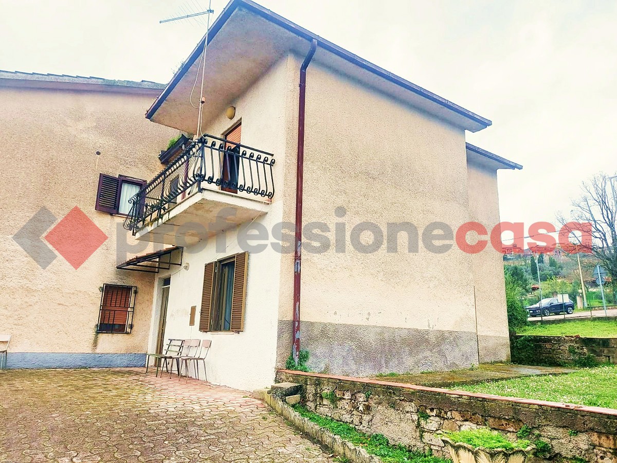 Foto 1 di 22 - Casa indipendente in vendita a Piedimonte San Germa