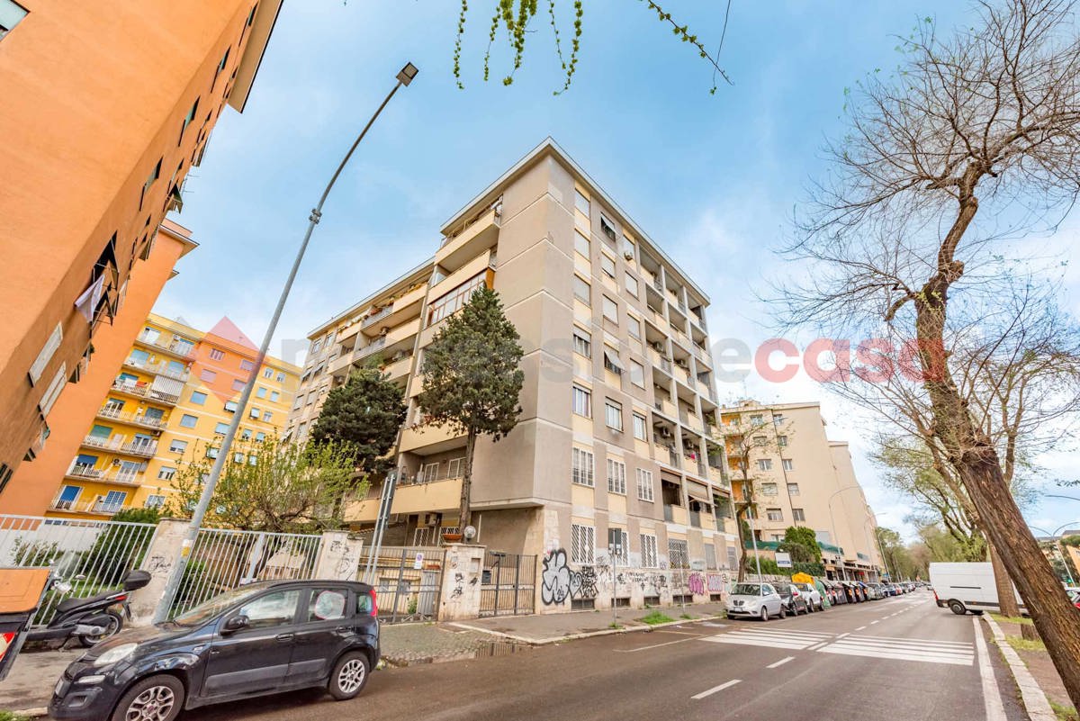 Foto 1 di 38 - Appartamento in vendita a Roma