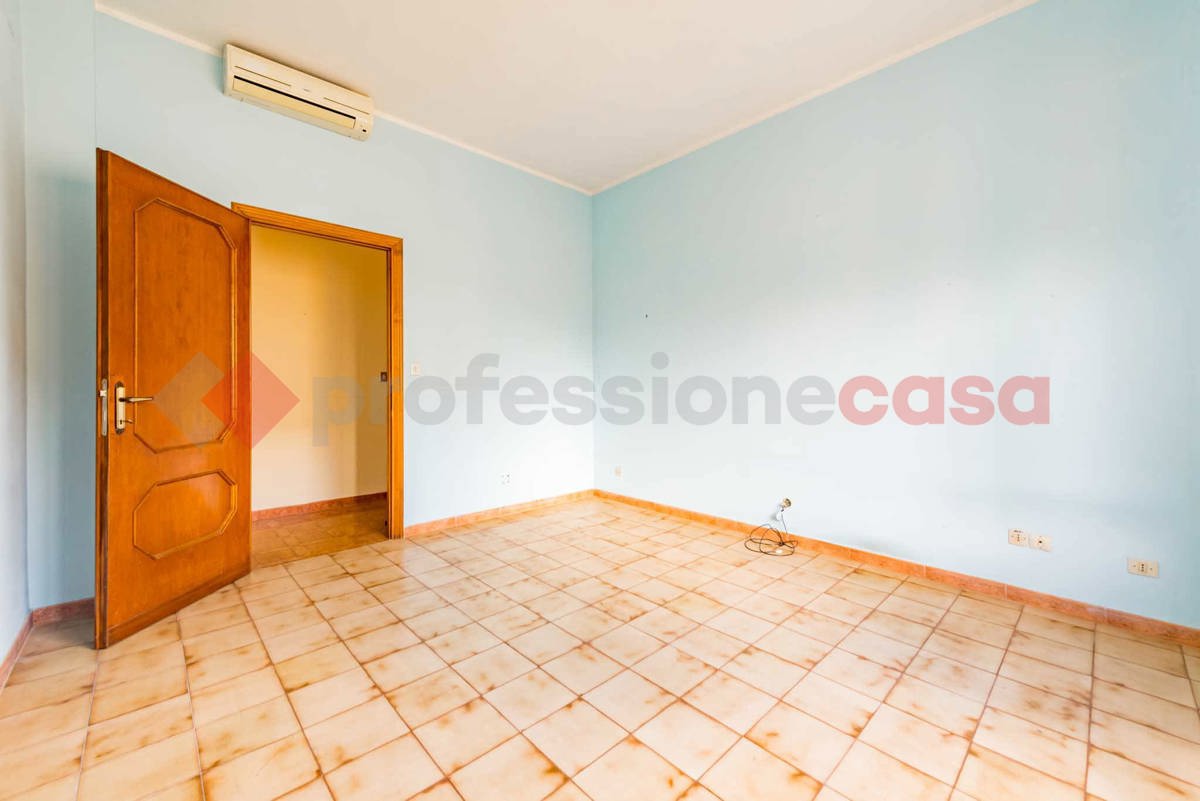 Foto 12 di 38 - Appartamento in vendita a Roma