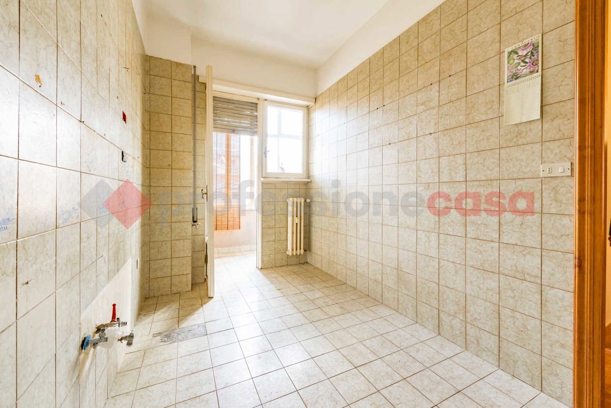 Foto 16 di 38 - Appartamento in vendita a Roma