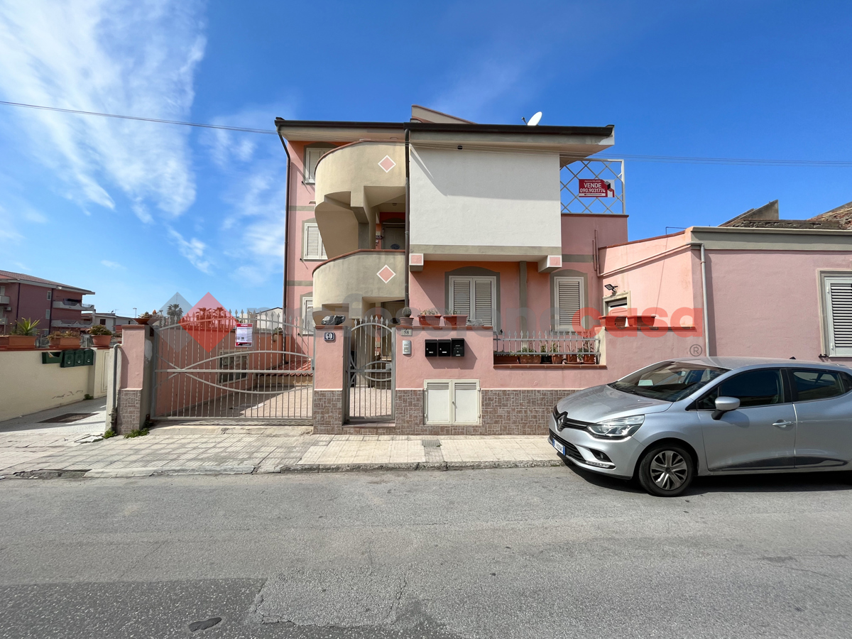 Foto 19 di 22 - Appartamento in vendita a Milazzo