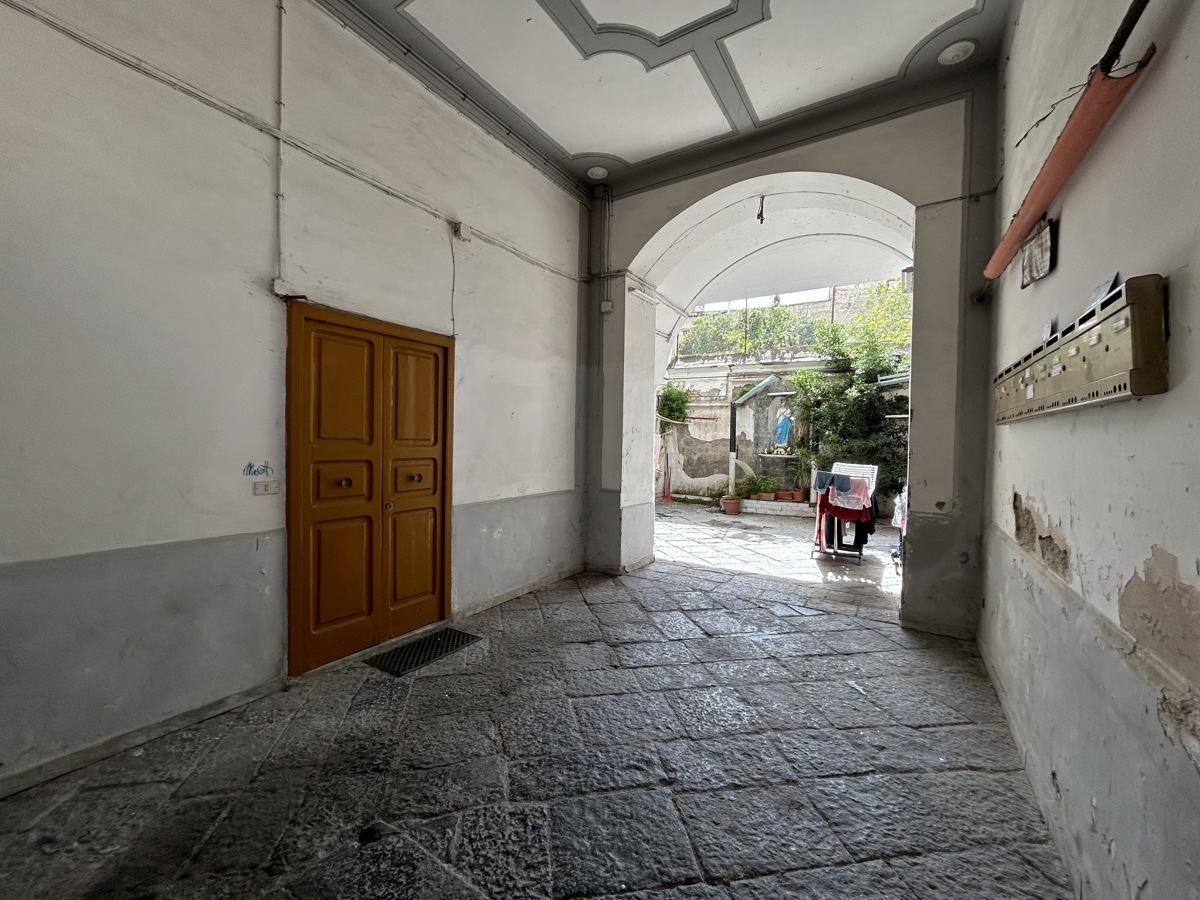 Foto 19 di 24 - Appartamento in vendita a Napoli