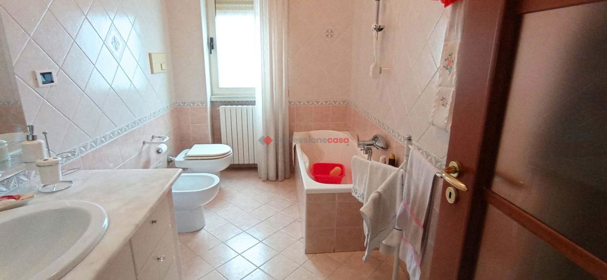 Foto 10 di 12 - Appartamento in vendita a Foggia