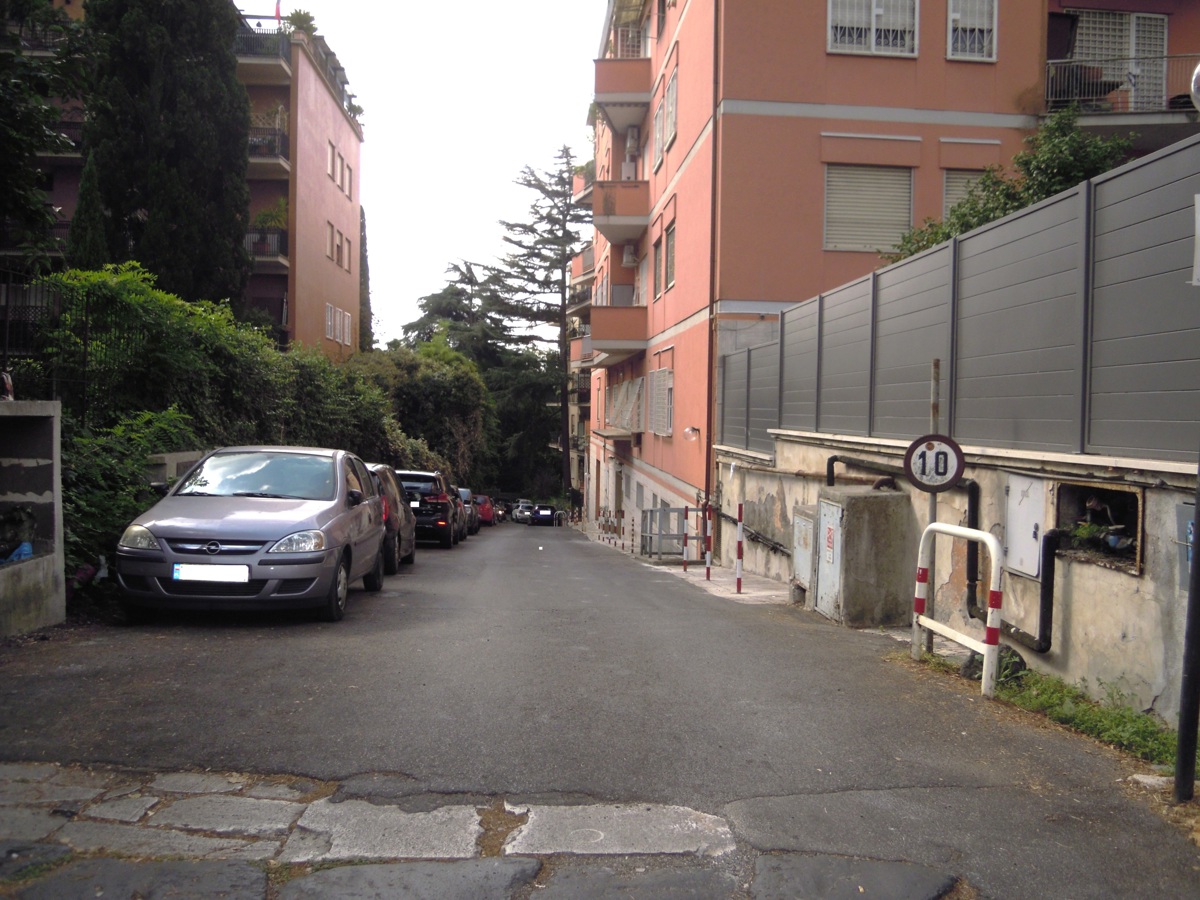 Foto 3 di 46 - Appartamento in vendita a Roma