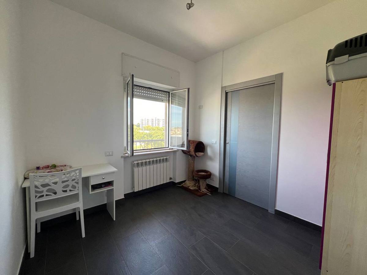 Foto 19 di 32 - Appartamento in vendita a Taranto