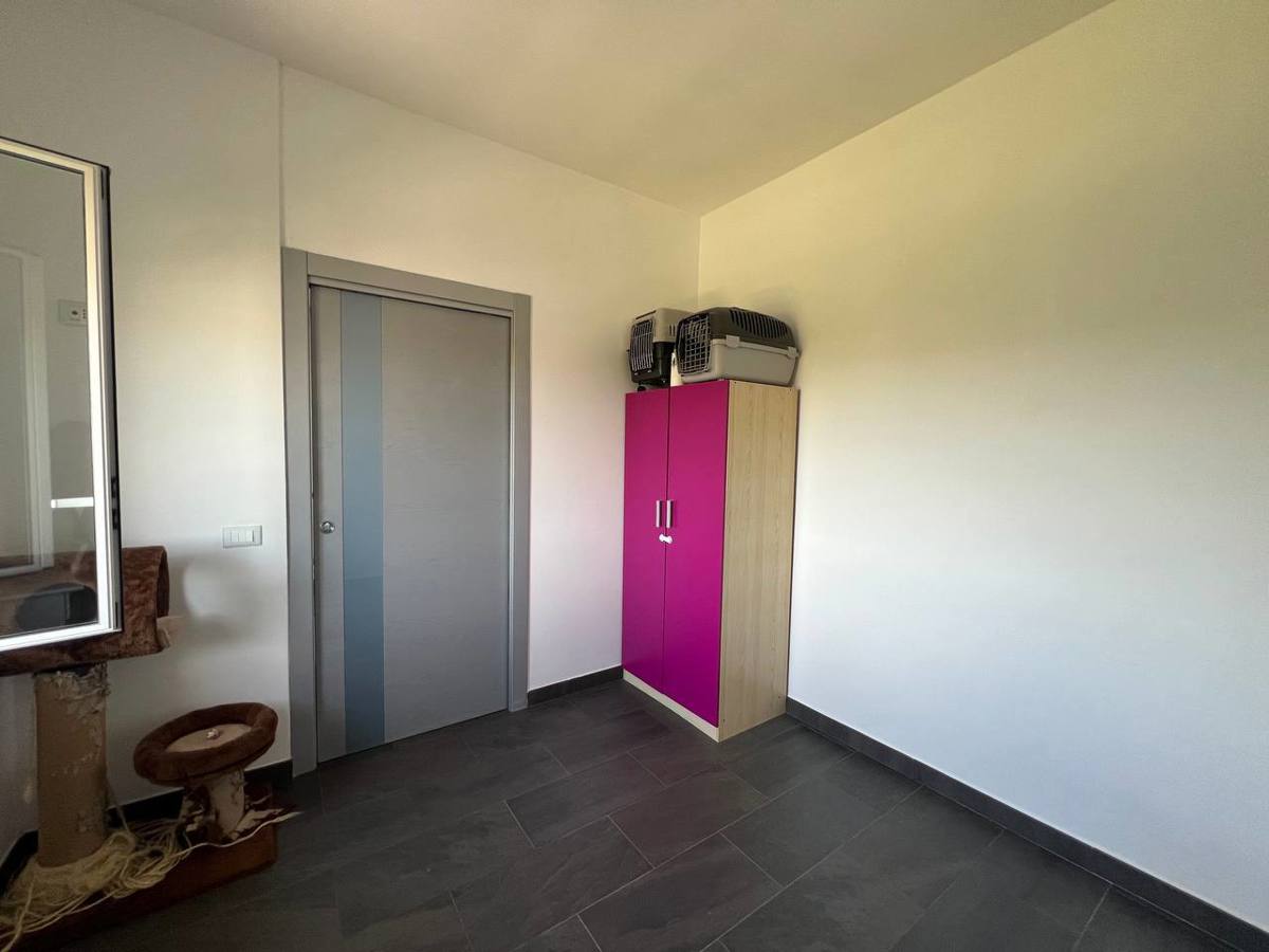 Foto 17 di 32 - Appartamento in vendita a Taranto