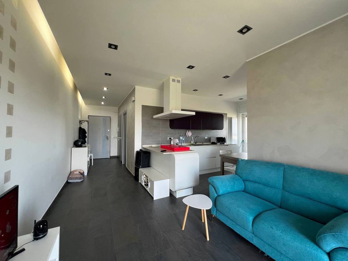 Foto 12 di 32 - Appartamento in vendita a Taranto