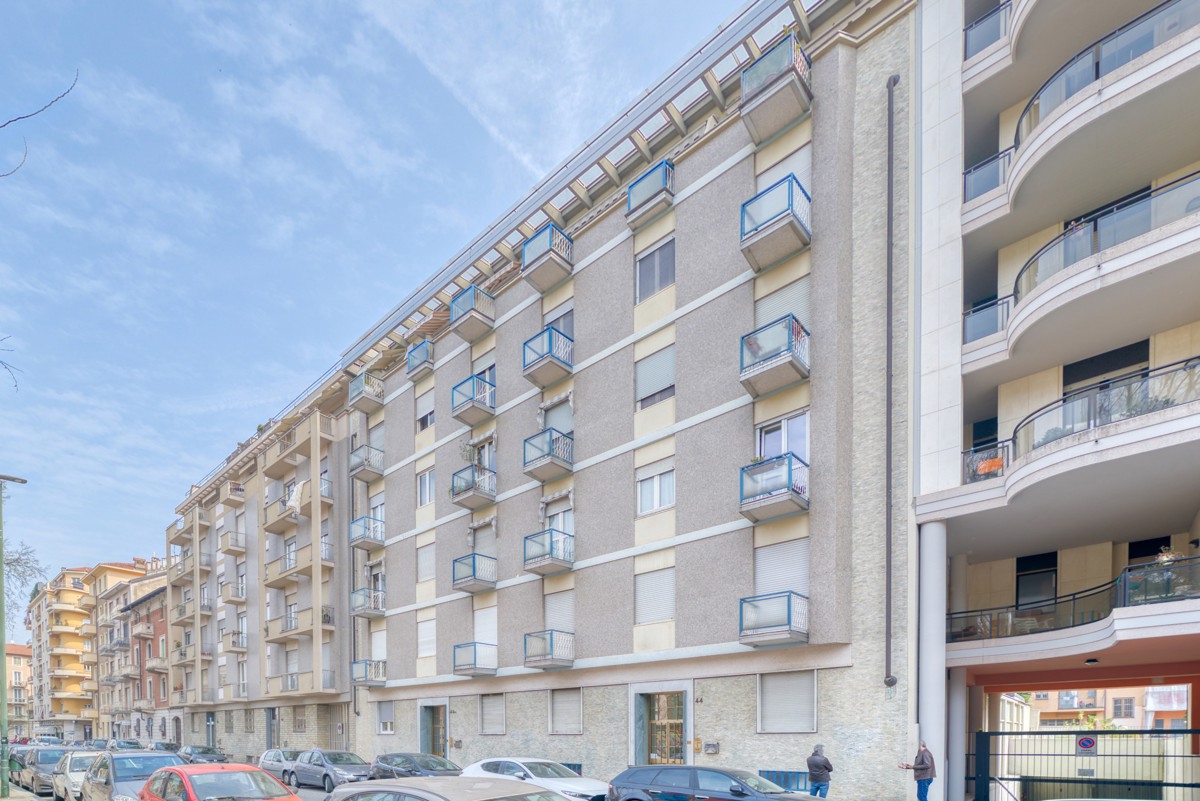 Foto 1 di 23 - Appartamento in vendita a Torino