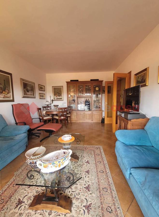 Foto 2 di 22 - Appartamento in vendita a Livorno