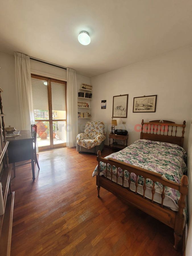 Foto 13 di 22 - Appartamento in vendita a Livorno