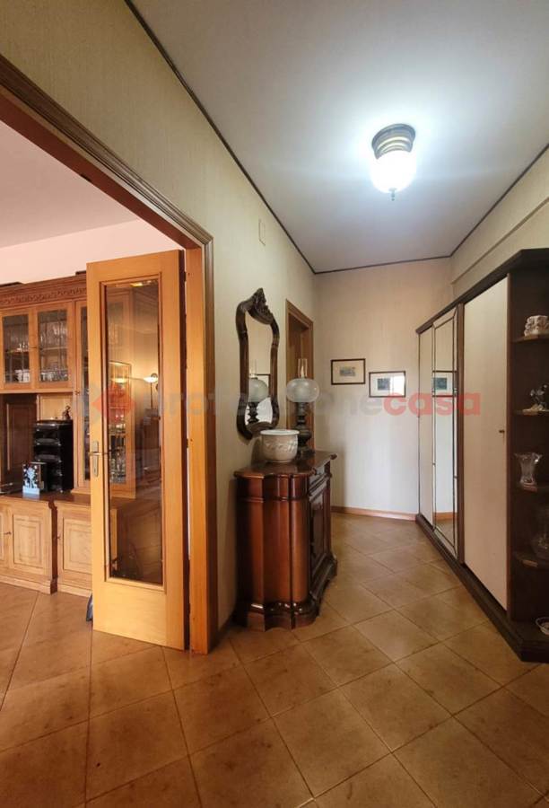 Foto 11 di 22 - Appartamento in vendita a Livorno