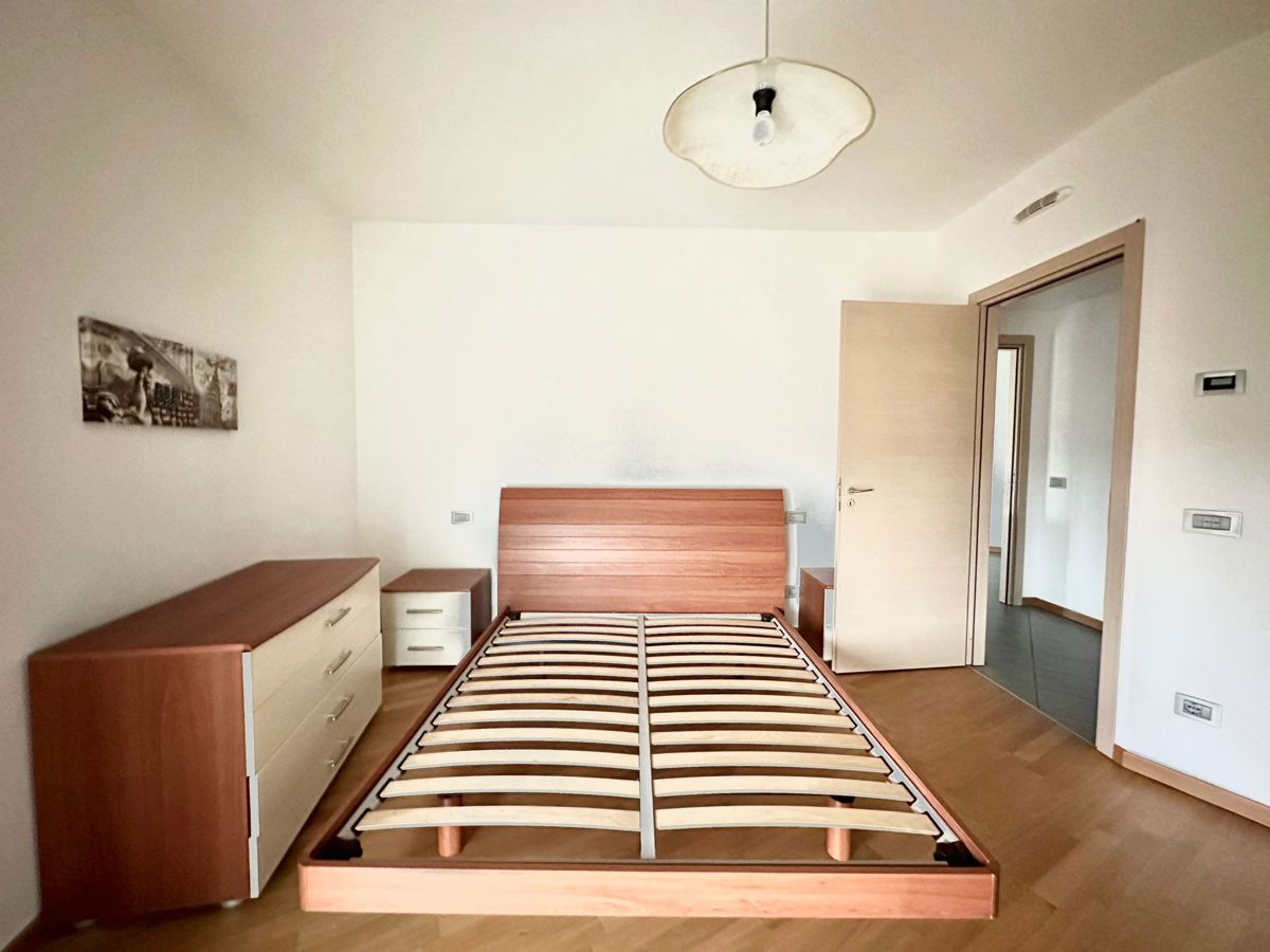 Foto 11 di 15 - Appartamento in vendita a Borgomanero