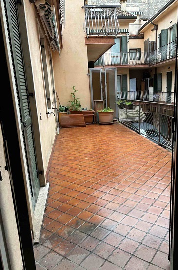 Foto 7 di 8 - Appartamento in affitto a Verona