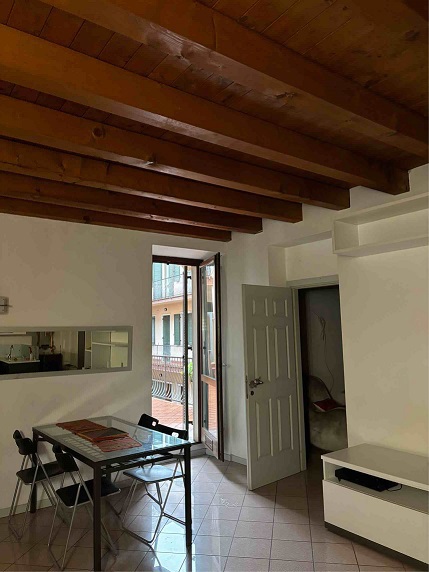 Foto 2 di 8 - Appartamento in affitto a Verona