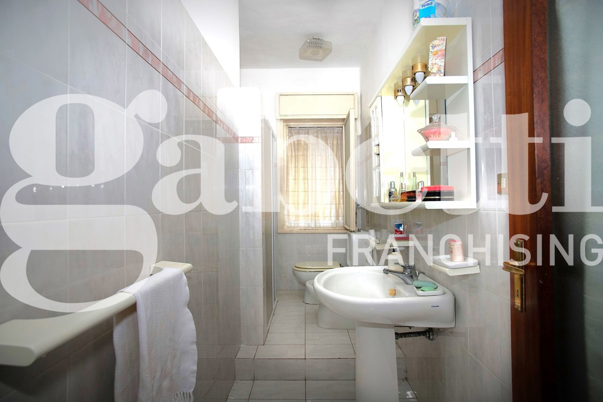 Foto 11 di 16 - Appartamento in vendita a Gravina di Catania