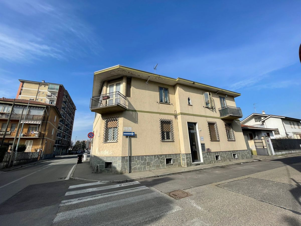 Foto 1 di 28 - Appartamento in vendita a Grugliasco