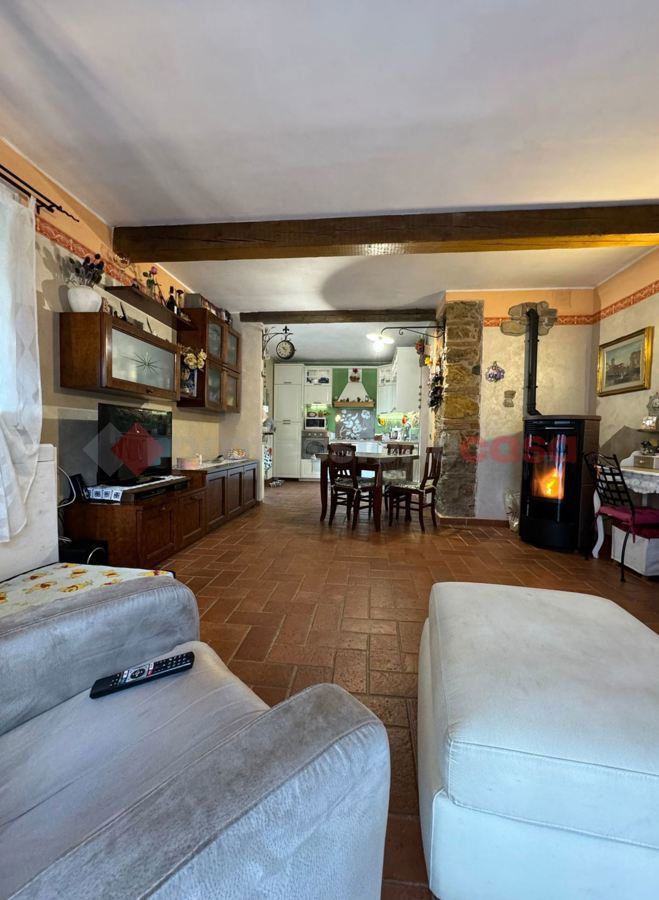 Foto 16 di 25 - Appartamento in vendita a Livorno