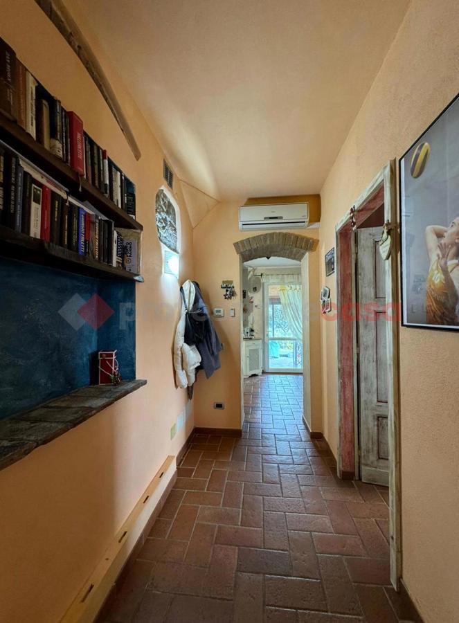 Foto 21 di 25 - Appartamento in vendita a Livorno