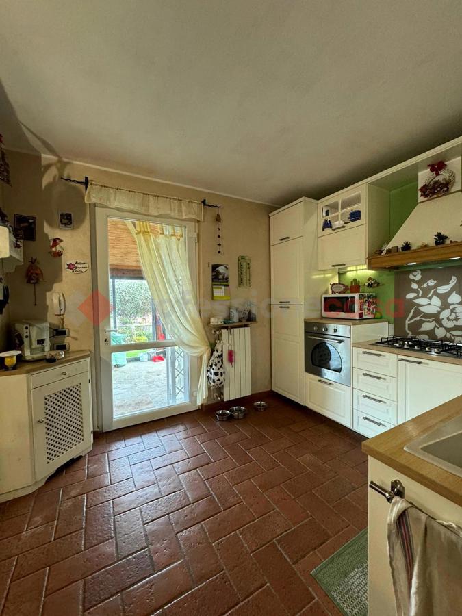 Foto 20 di 25 - Appartamento in vendita a Livorno