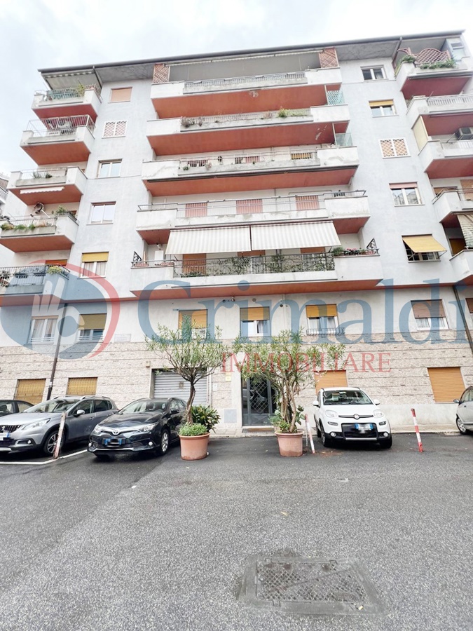 Foto 1 di 13 - Appartamento in vendita a Roma