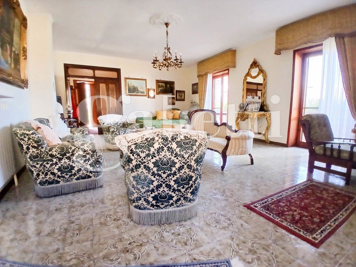 Foto 23 di 31 - Villa in vendita a Giugliano in Campania