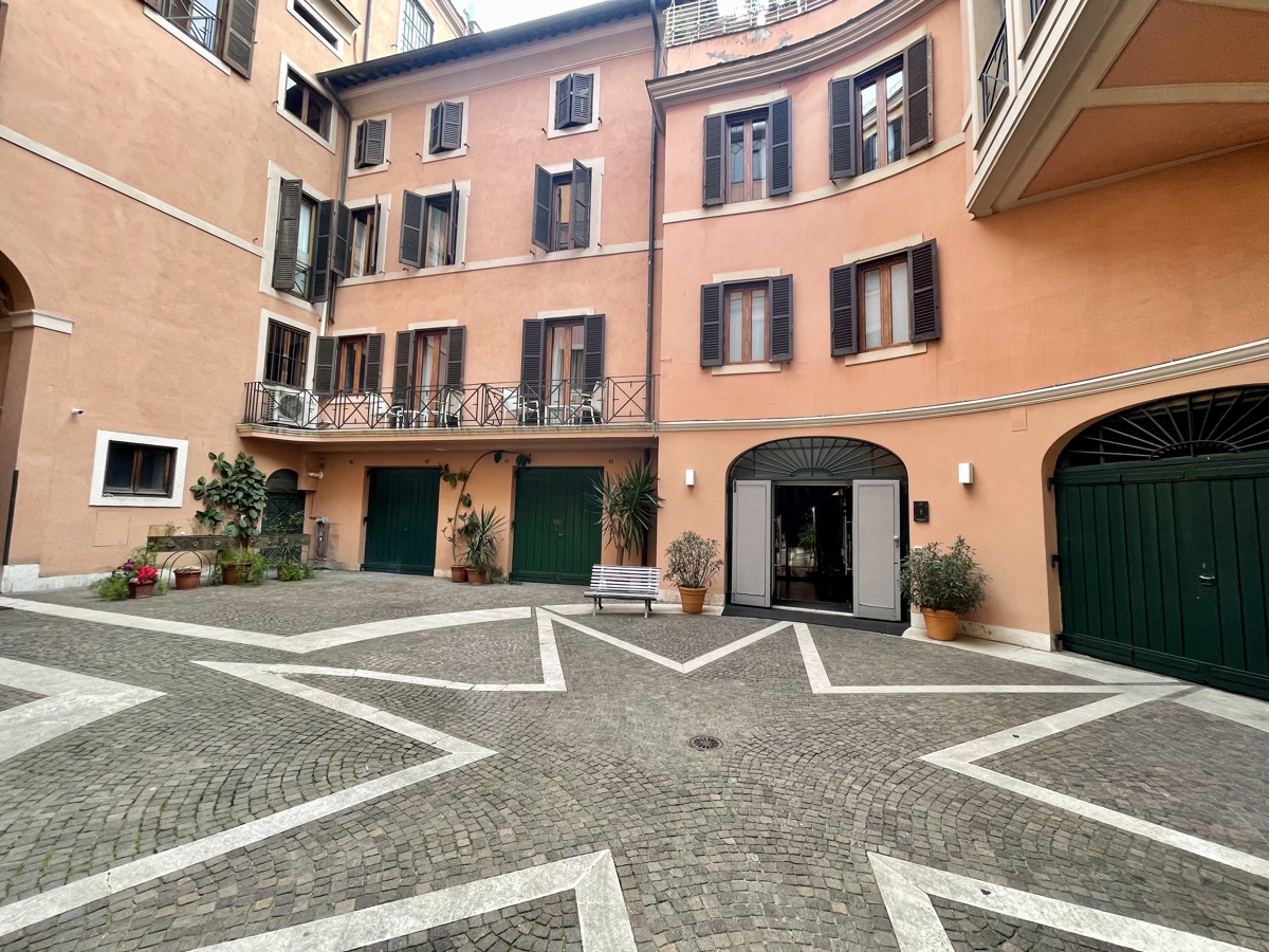 Foto 24 di 27 - Appartamento in affitto a Roma