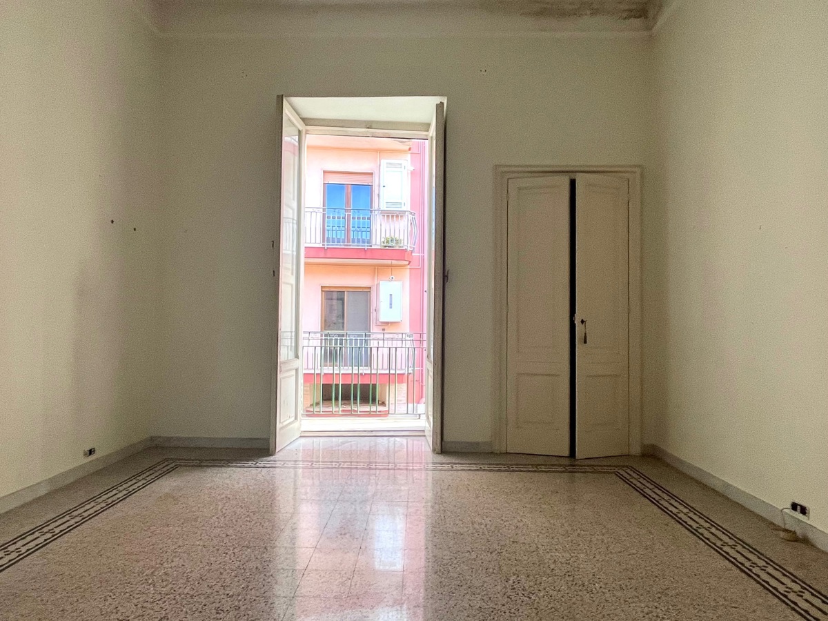 Foto 31 di 40 - Palazzo o stabile in vendita a Turi