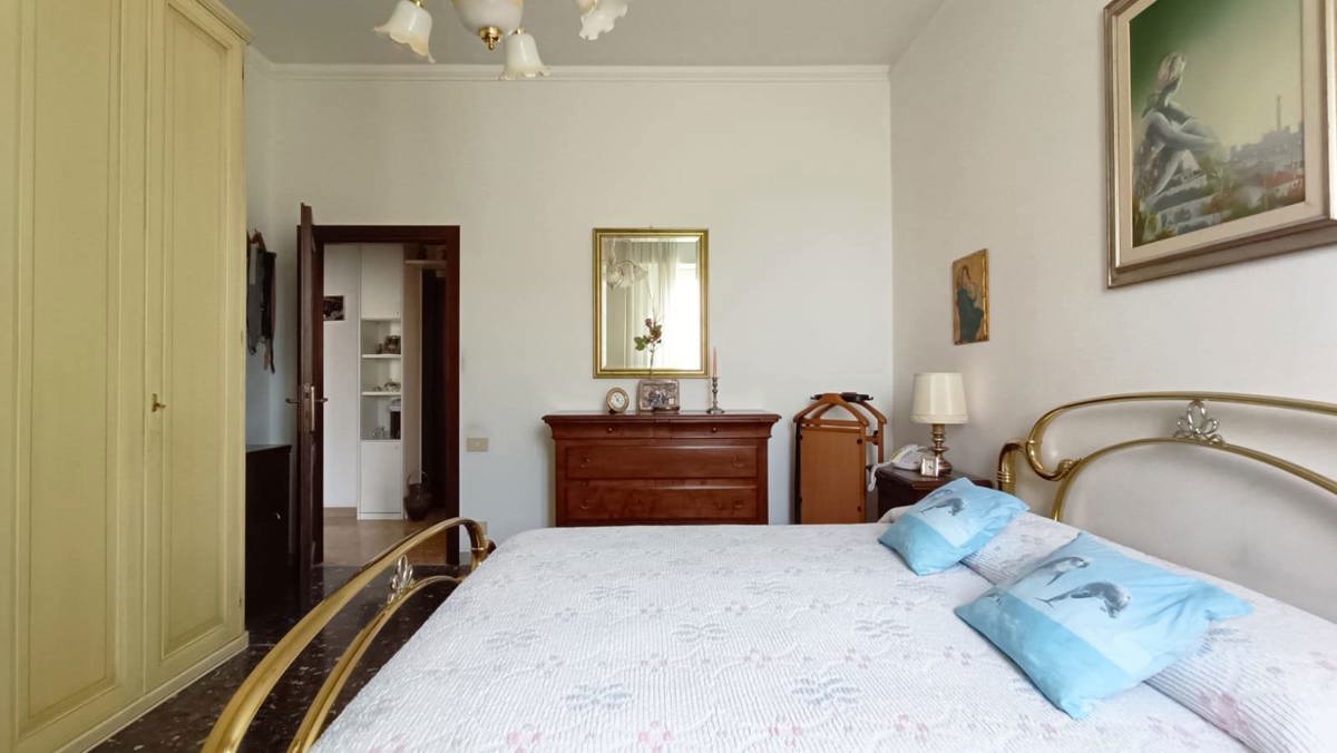 Foto 21 di 45 - Appartamento in vendita a Siena