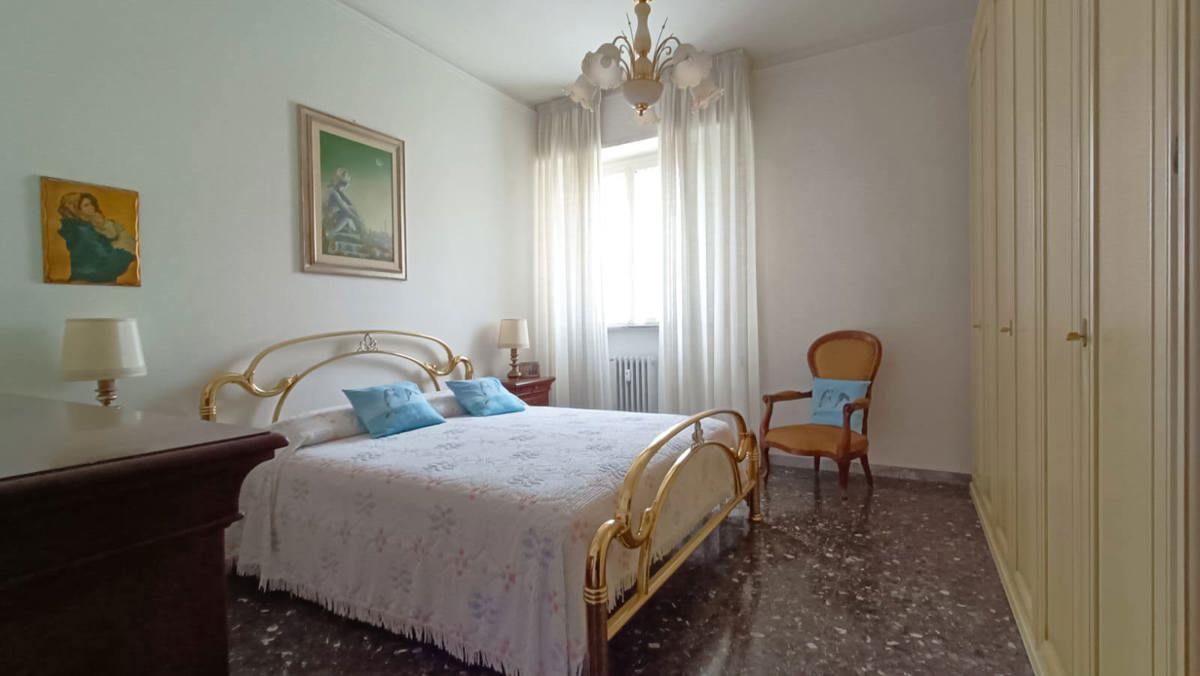 Foto 24 di 45 - Appartamento in vendita a Siena